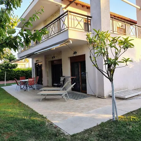 Villa-danos * Afytos