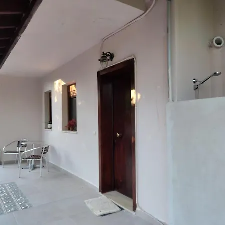 Villa-danos
