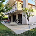 Villa-danos * Afytos