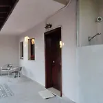 Villa-danos