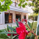 Villa Villa-danos *