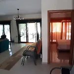 Villa Villa-danos