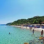Villa-danos Villa *