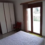 Villa-danos